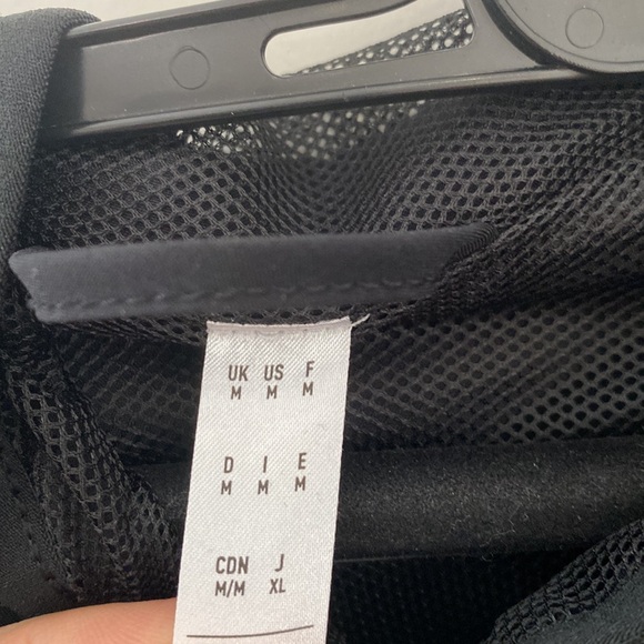 Hooded, light weight, Adidas raptors jacket. - Picture 3 of 4